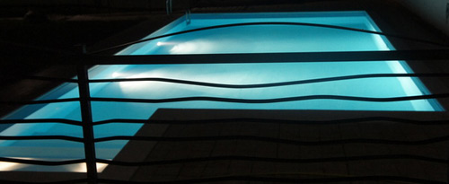 1334325549_piscina_notte.JPG